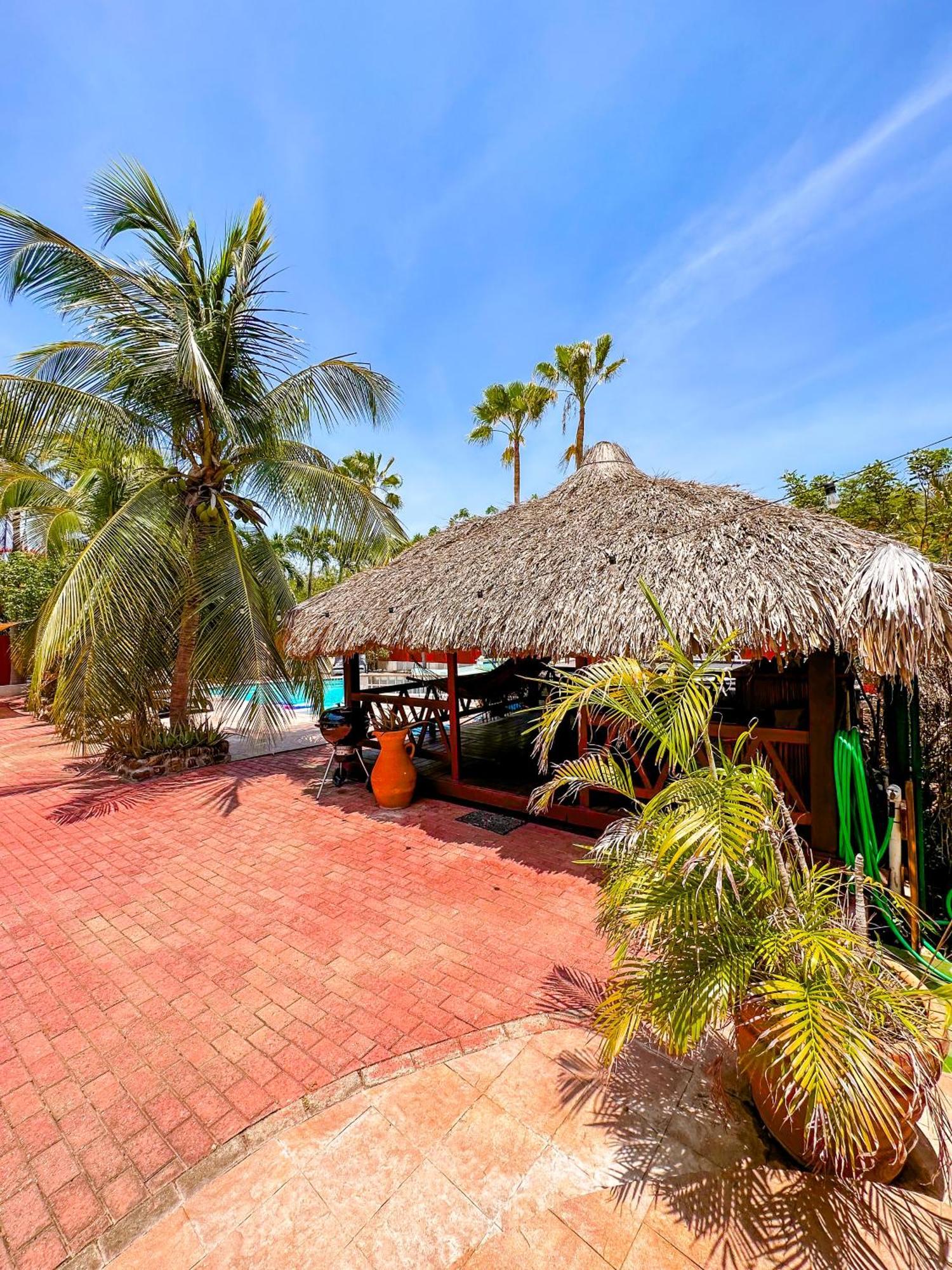 Woodstock Palmresort Curacao Willemstad Exterior foto